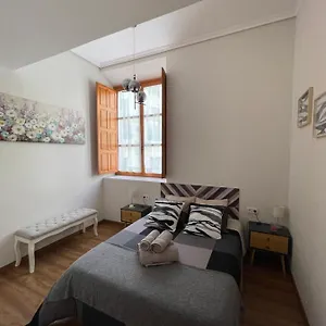 El 4 De La Calle Rojas Apartamento Toledo